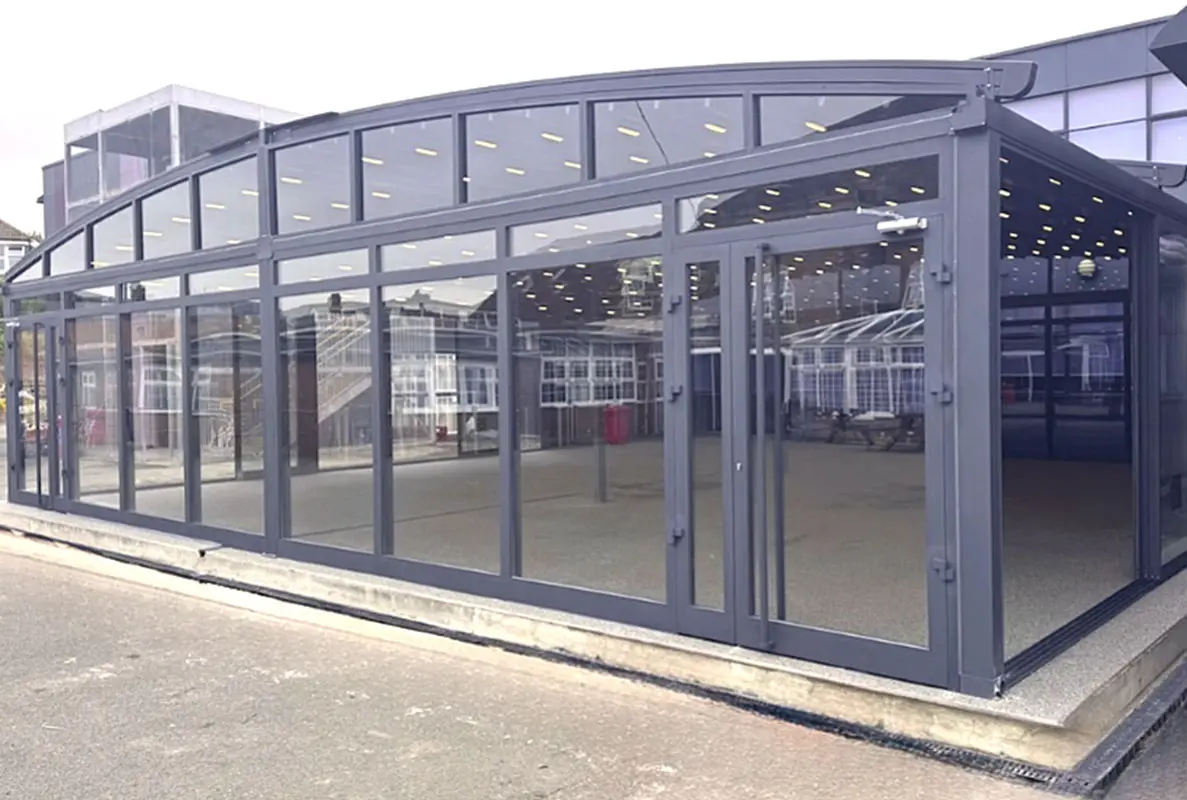 retractable roof canopy