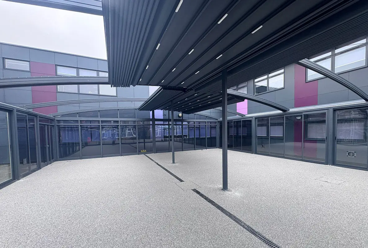 retractable roof canopy